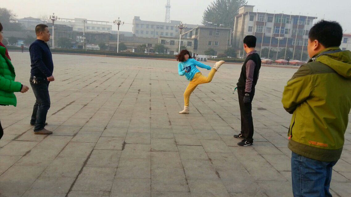 踢毽子的好处功效与作用百度健康·医学科普(图1)